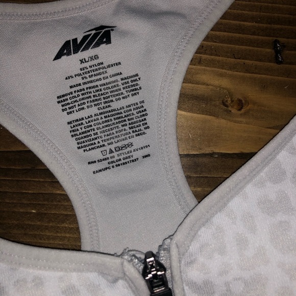 💢SOLD. Avia Sports Bra - Picture 2 of 3